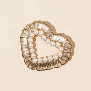 Stoney Clover Lane Open heart brooch 🤍🤩